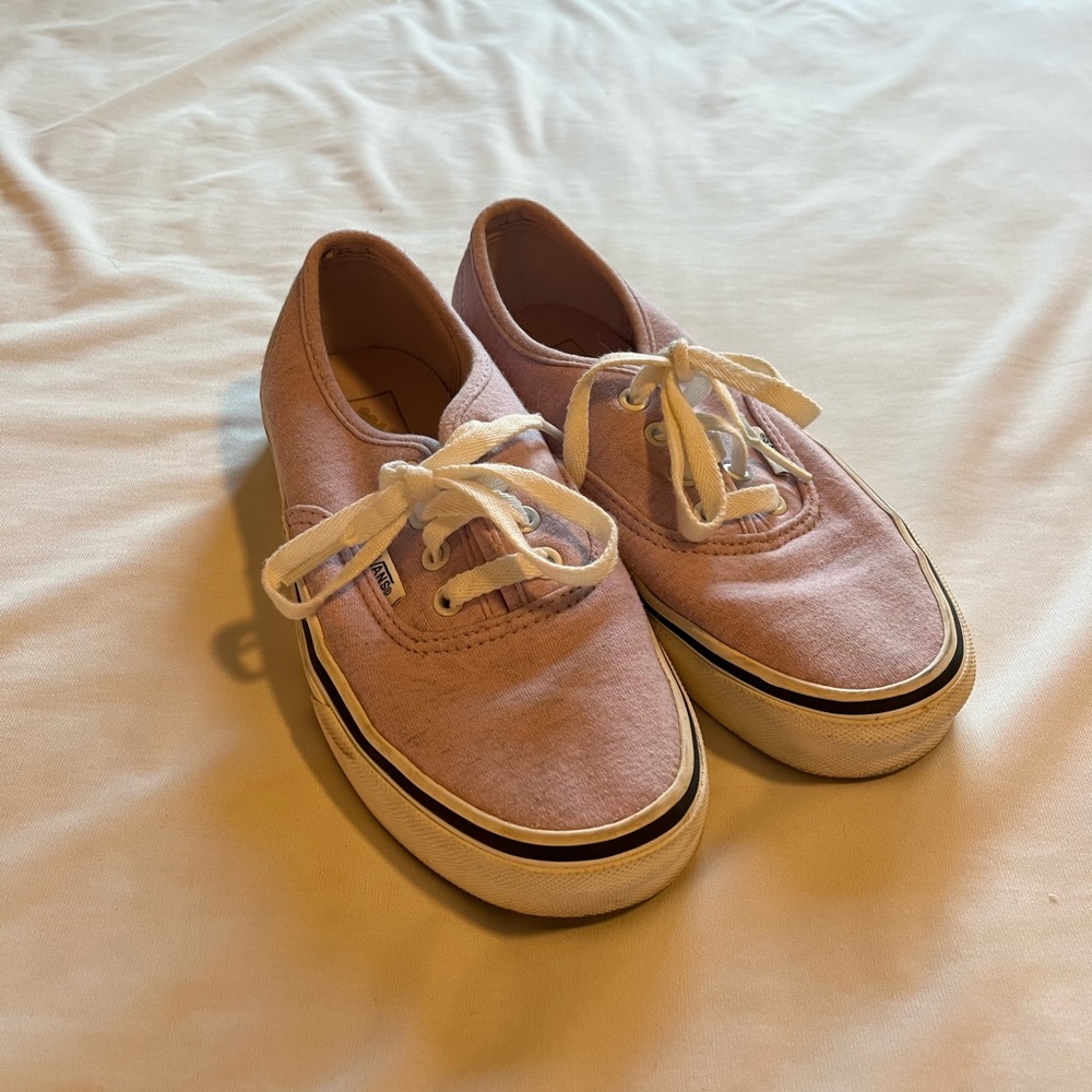 Women’s Vans 7